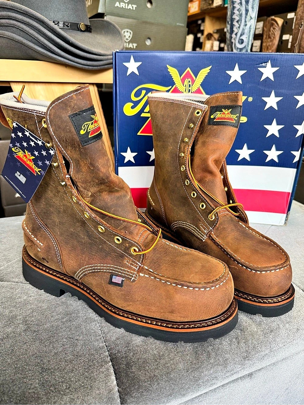 Thorogood American Heritage 8” 10.5 EE Tobacco Moc Toe MAXWear Wedge Boot Boots